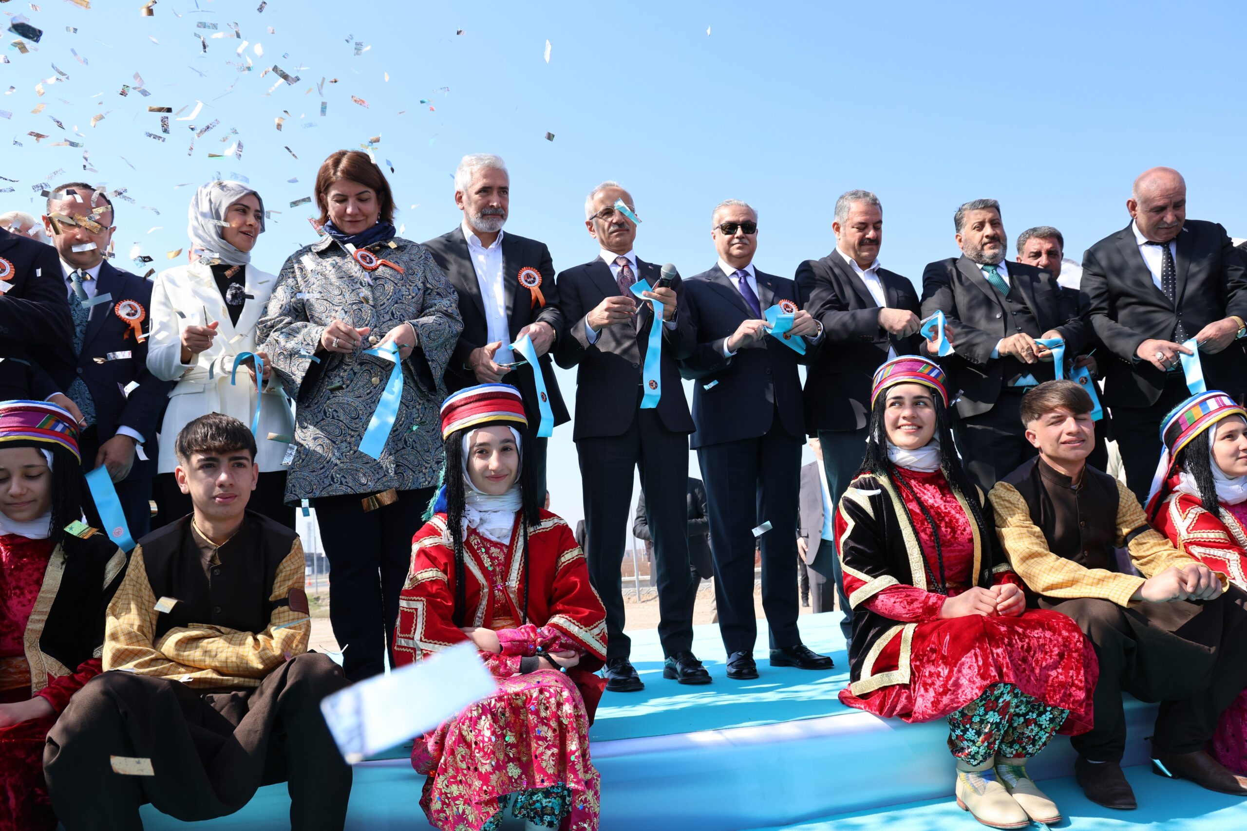 Bakan Uraloğlu'ndan Diyarbakır’a hızlı tren müjdesi!