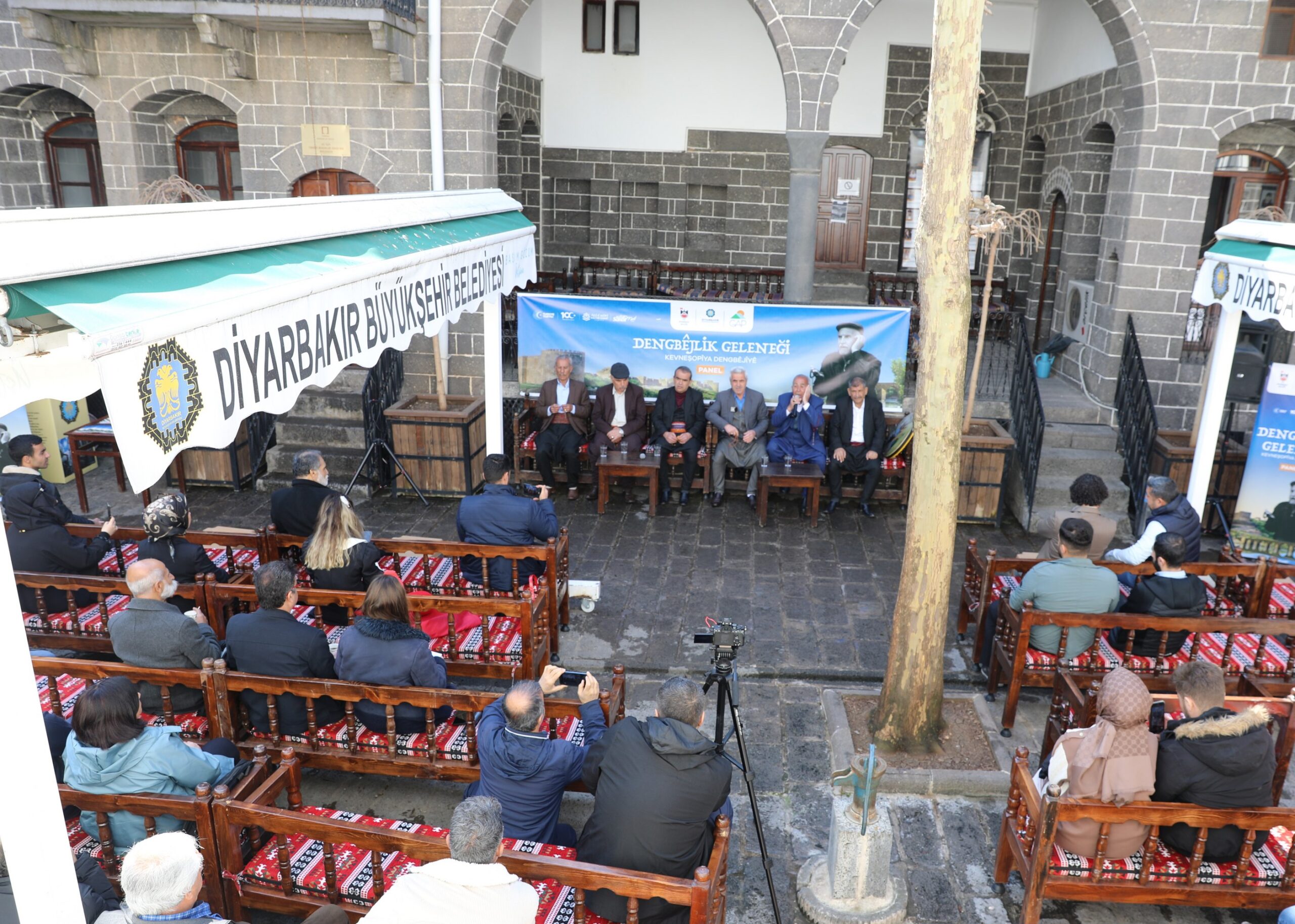 Diyarbakır’da “Dengbejlik Geleneği” paneli