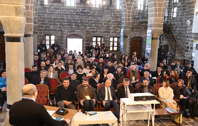 Diyarbakır’da, 300 yıl önce doğan Felsefeci için sempozyum düzenlendi