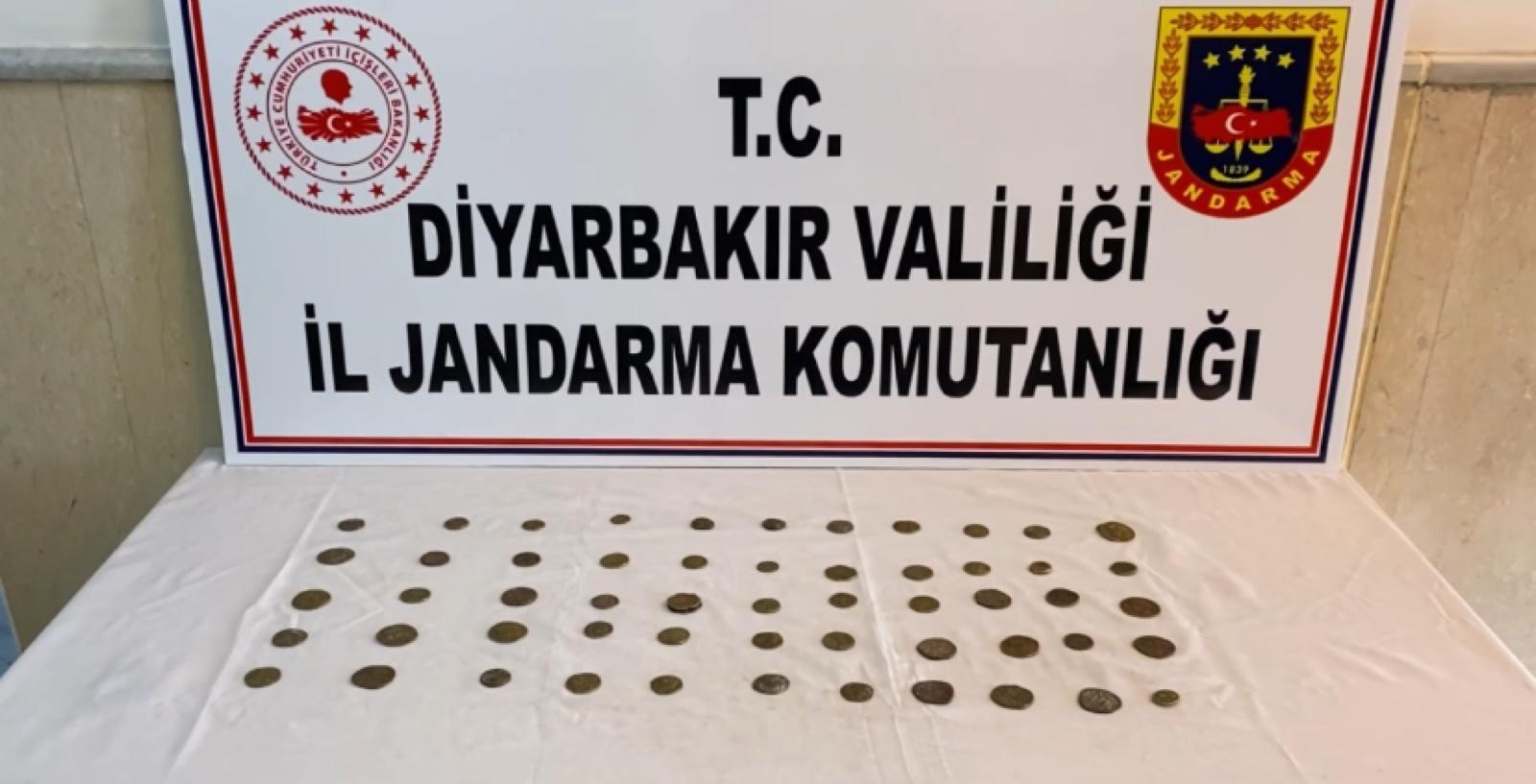 Diyarbakır’da ele geçirildi: Bizans, Asur ve Roma dönemlerine ait…