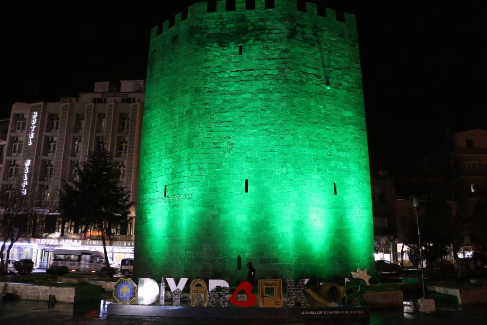 Diyarbakır Surları Yeşile Büründü