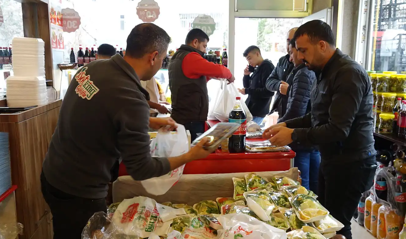 Ramazan ayının vazgeçilmez lezzeti: Çiğköfte