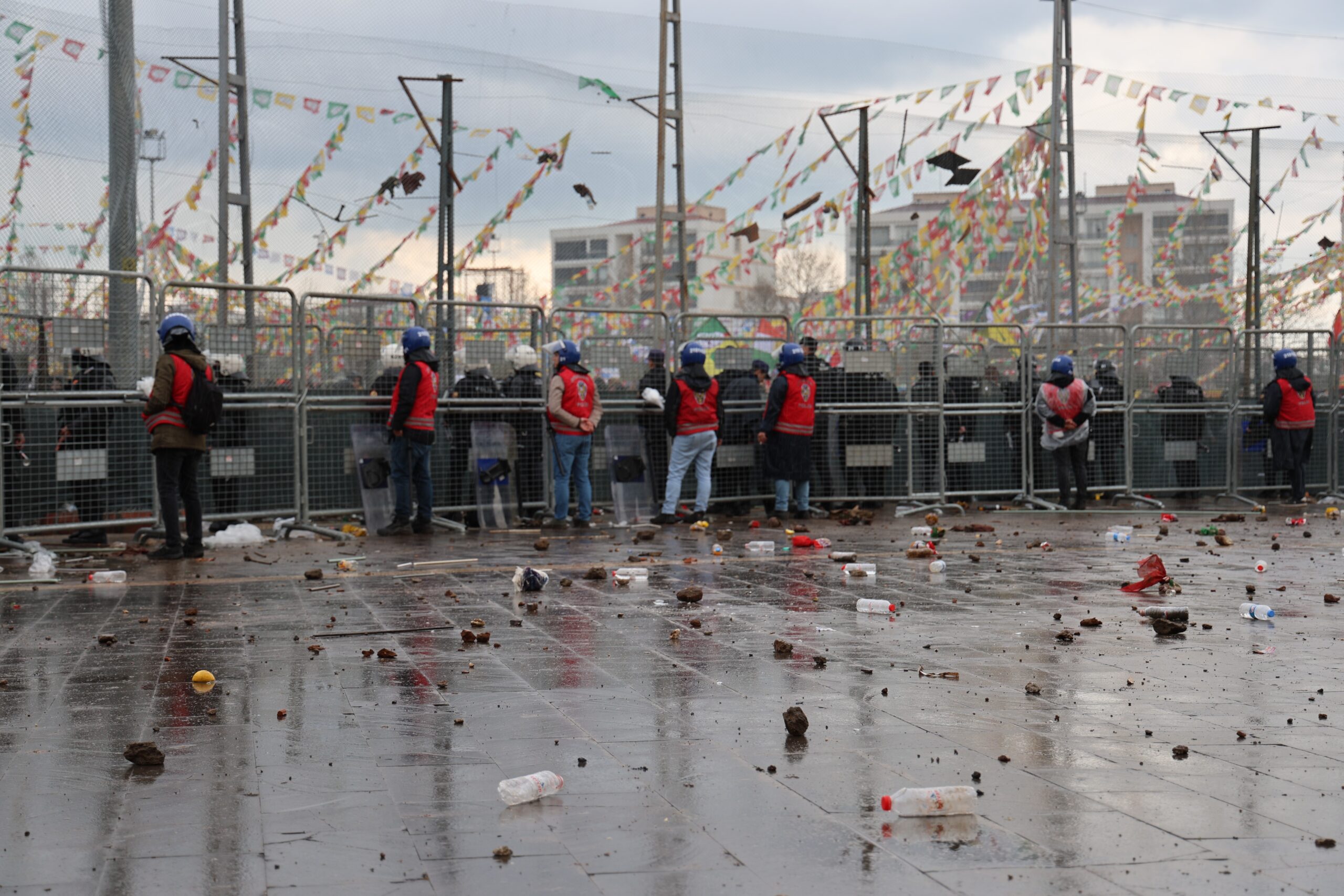 Diyarbakır Nevrozunda 166 gözaltı!