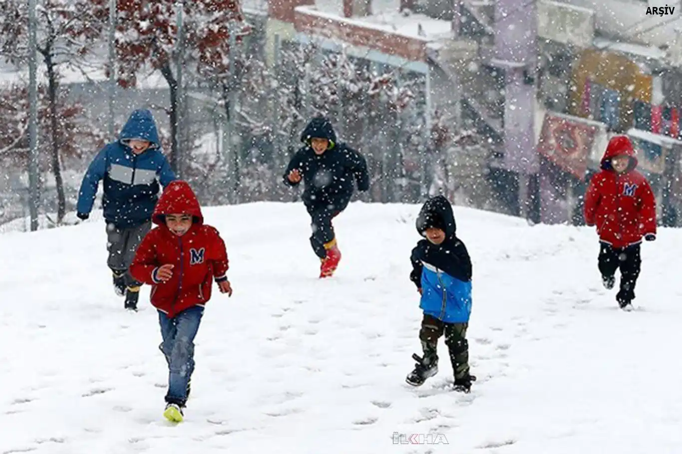 Diyarbakır’da ‘Mart kapıdan baktırır, kazma kürek yaktırır’ Atasözü Gerçekleşti!