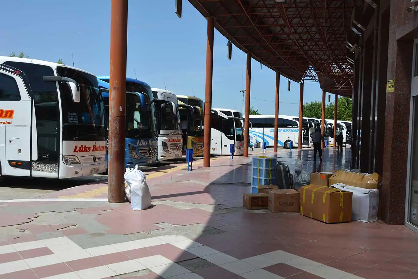 Seçimler ülke genelinde seyahat hareketliliğine yol açtı