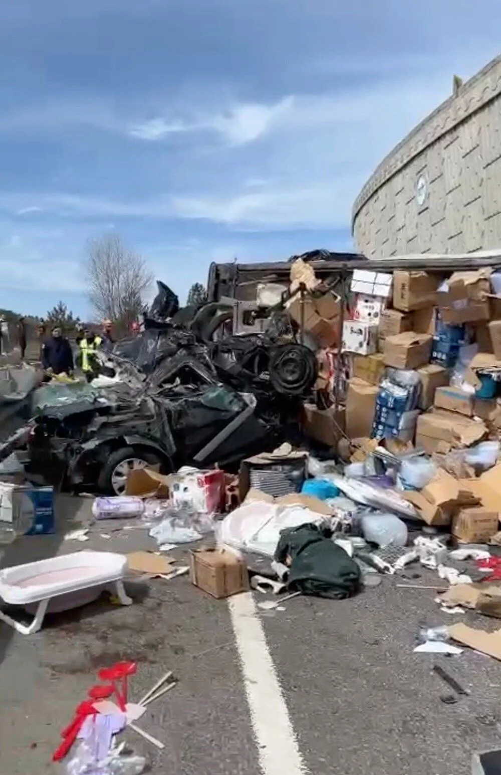 Katliam Gibi Kaza: 4 Ölü, 2'si Polis 3 Yaralı