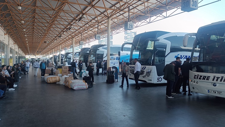 Diyarbakır'da otobüs biletleri uçakla yarışıyor!