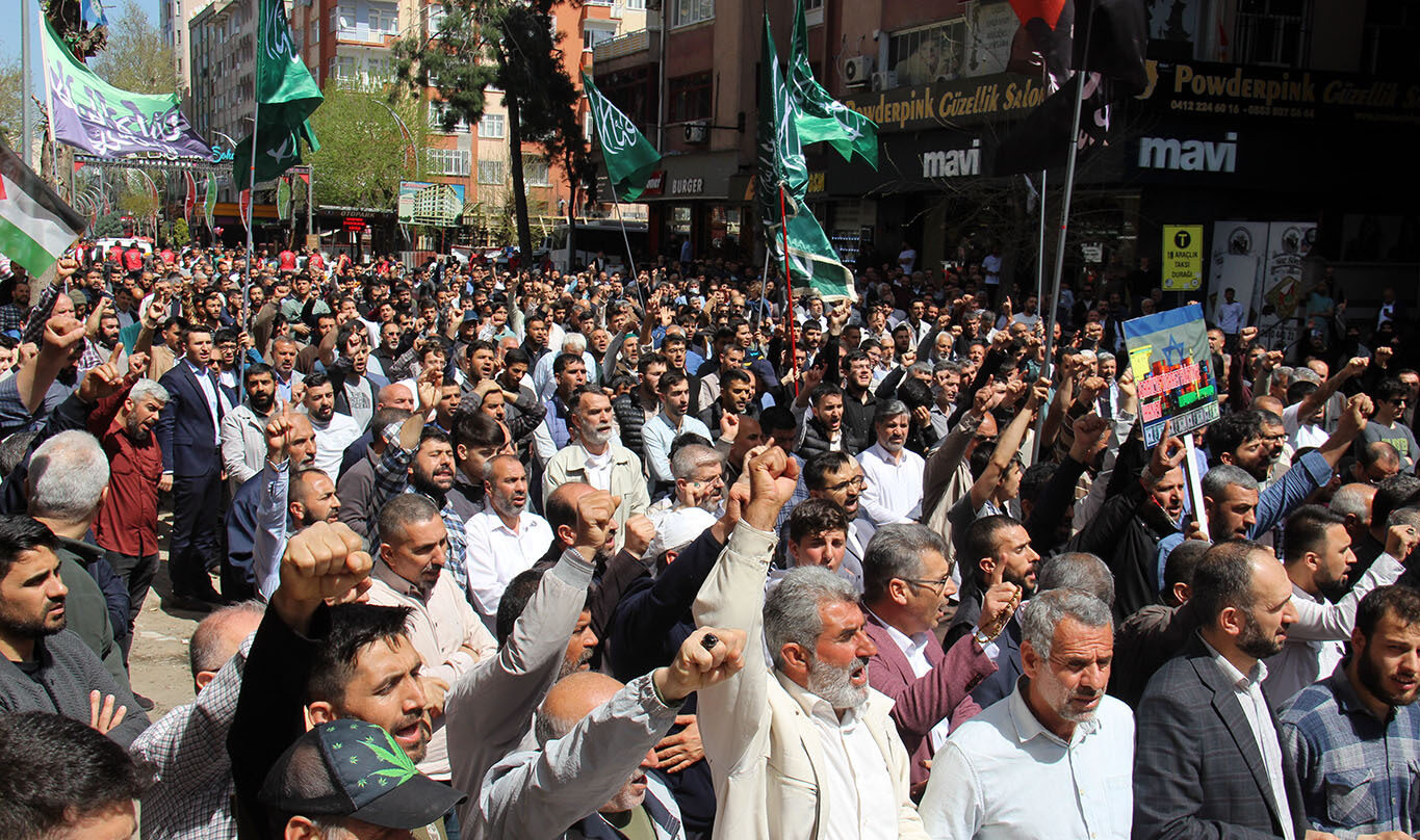 Diyarbakır'da "Dünya Kudüs Günü" için buluştular