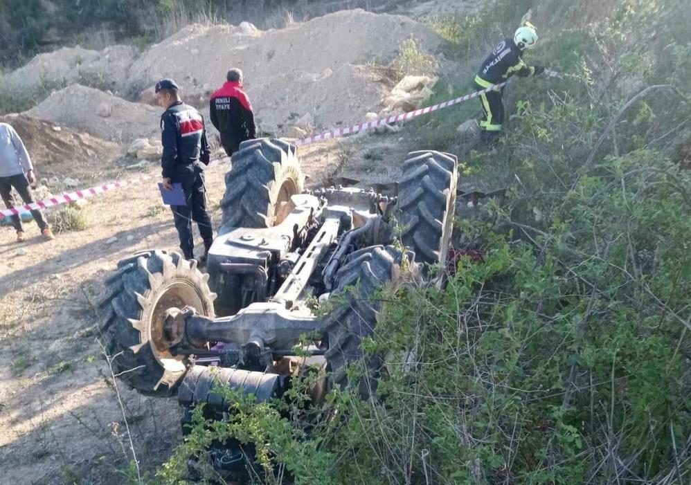 Devrilen Traktörün Sürücüsü Yaşamını Yitirdi