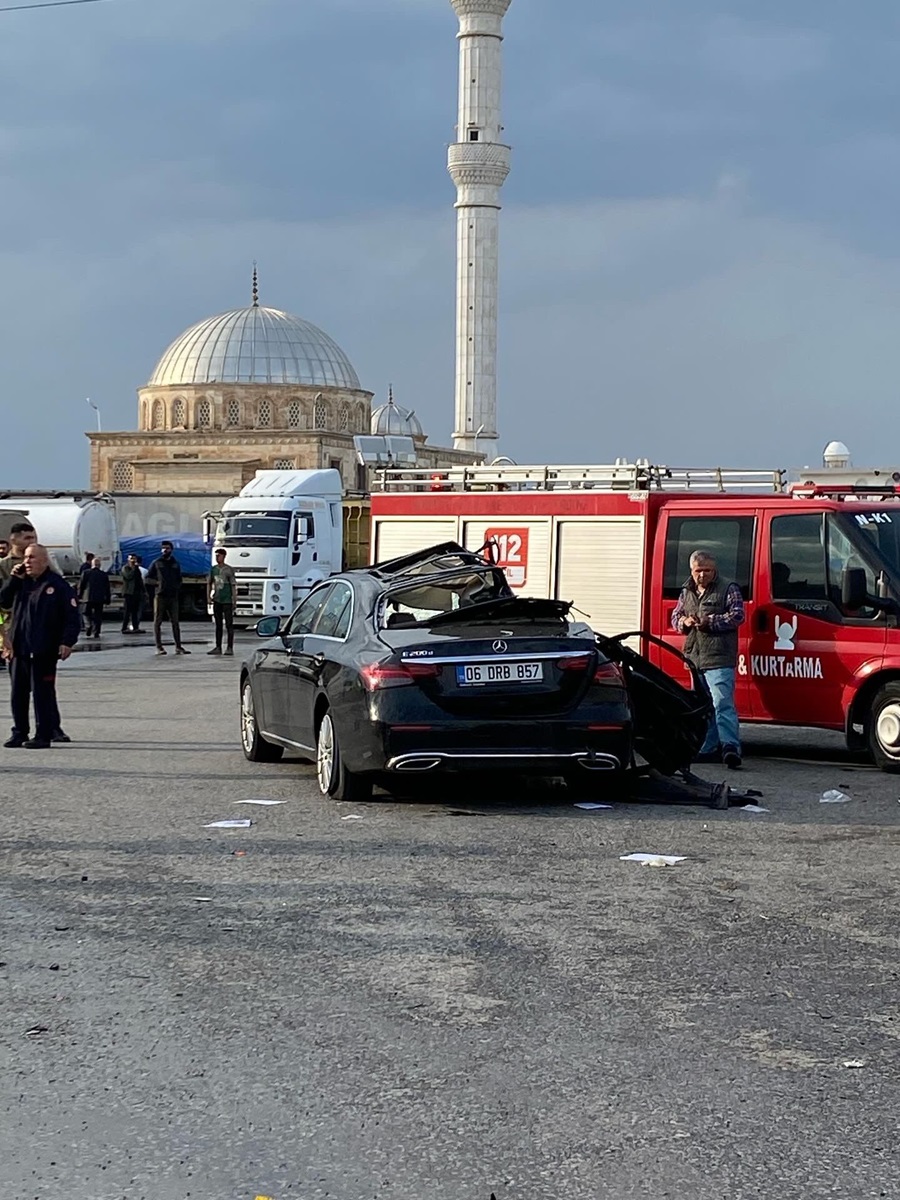 Aynı güzergahta 3 farklı kaza: 3 ölü, 8 yaralı