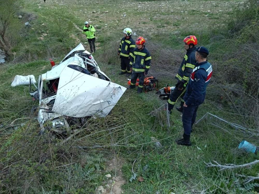 Motosiklet İle Otomobilin Karıştığı Kazada 3 Kişi Öldü