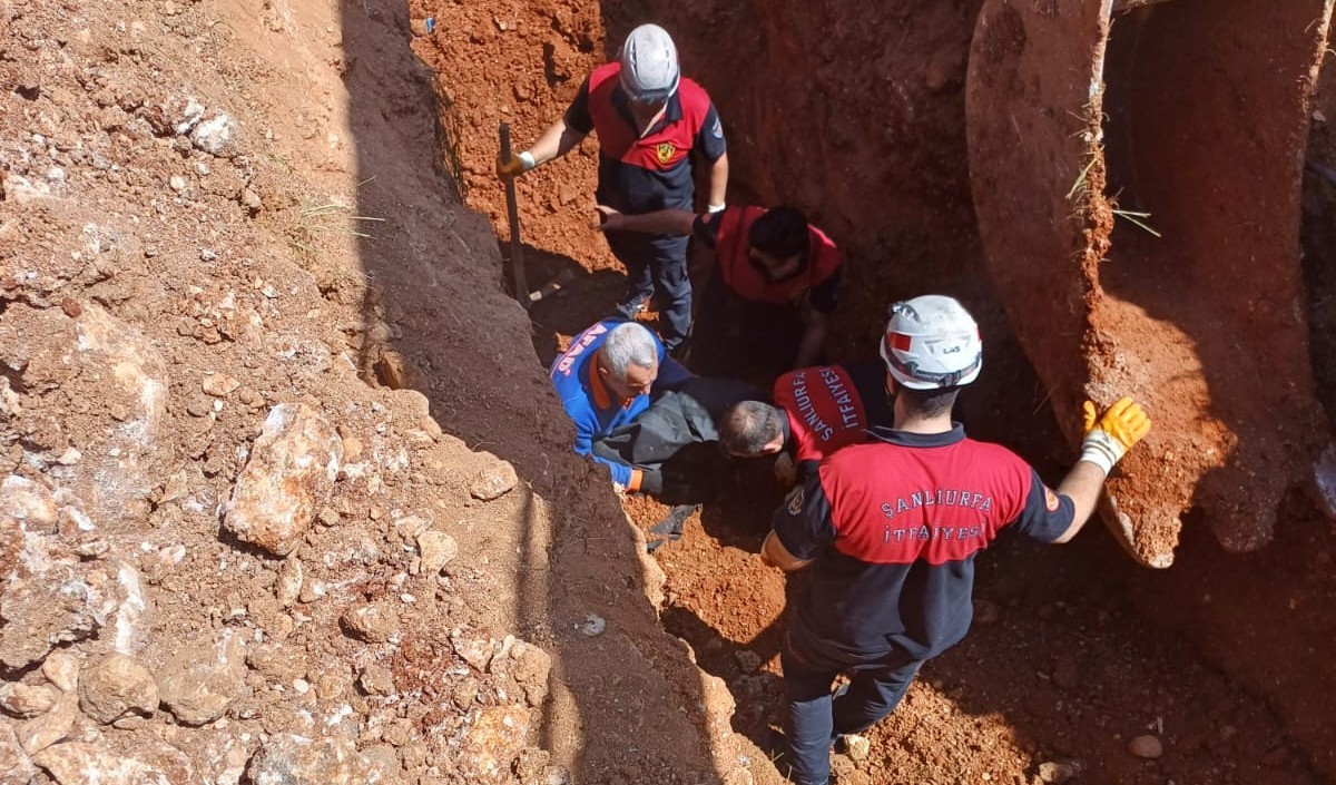 Göçük altında kalan işçi hayatını kaybetti