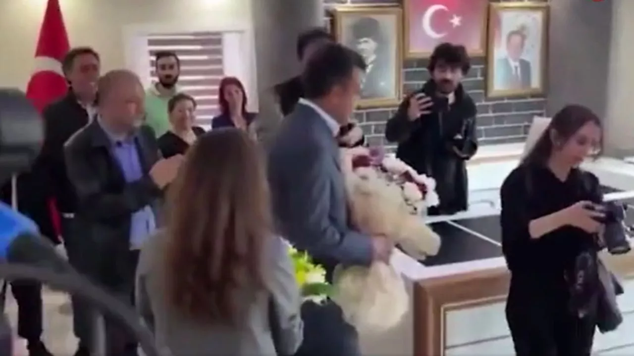 AK Parti Genel Başkan Yardımcısından Diyarbakır Sur belediyesi açıklaması!