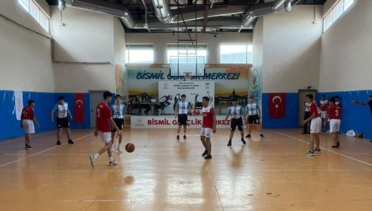 Diyarbakır'da Okul Sporları Basketbol 2. Küme Müsabakaları başladı