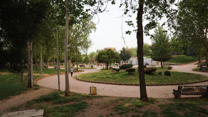 Diyarbakır'da Uyuşturucu ve Fuhuş Parklarda Korku Saçıyor; Vatandaşlar Çözüm Bekliyor!