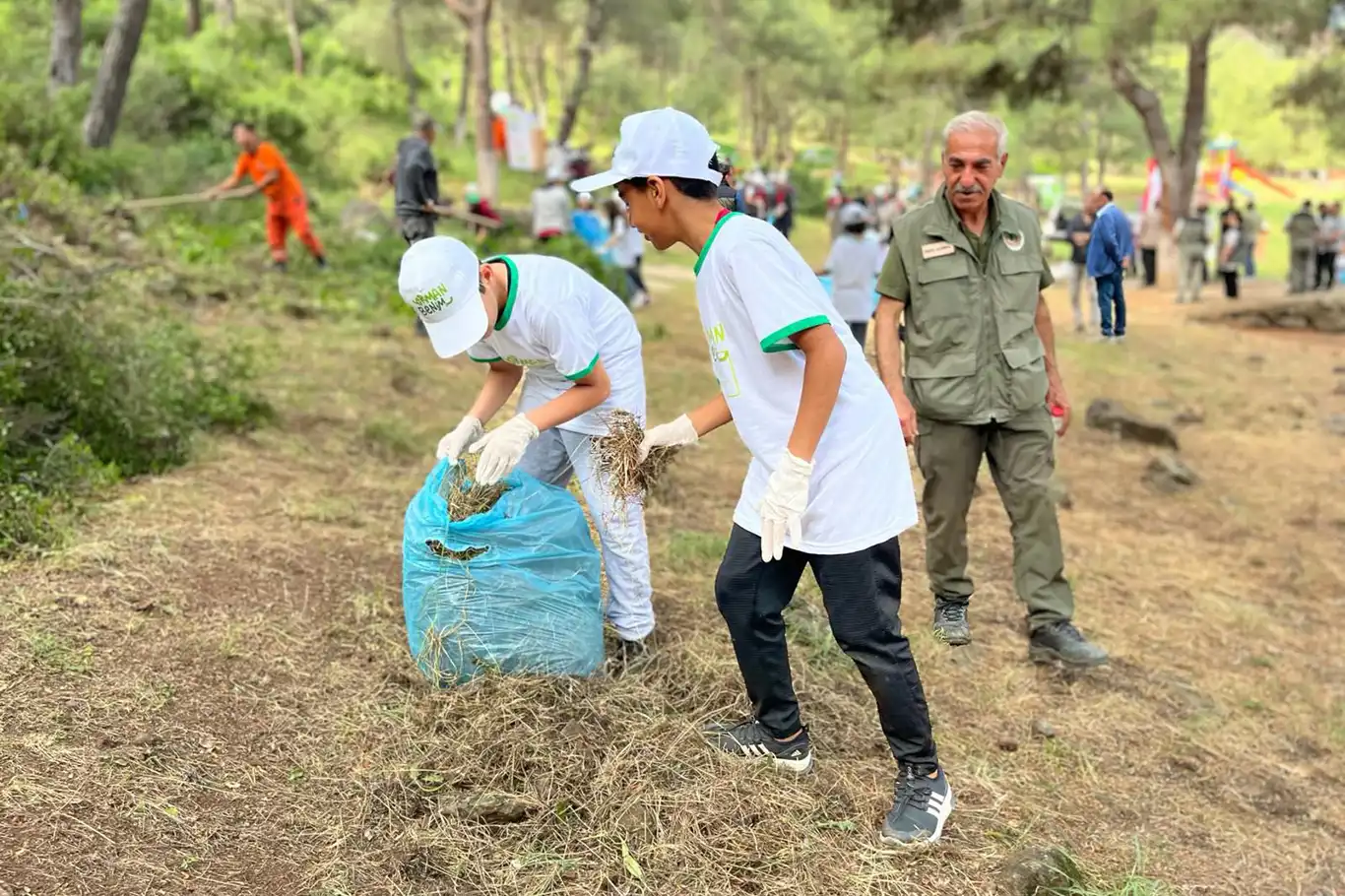 ​Orman Benim kampanyasında 313 ton atık toplandı 