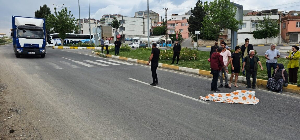 Diyarbakır'da cezaevi otobüsünün çarptığı yaşlı adam hayatını kaybetti