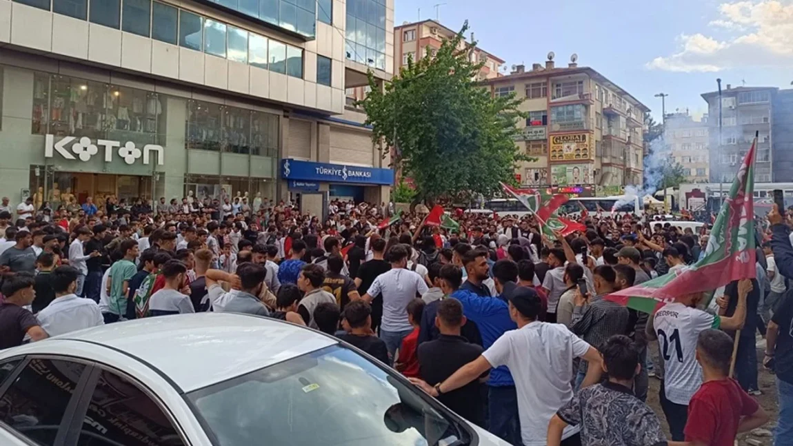 Diyarbakır'da şampiyonluk kutlamalarında havaya ateş açan şüpheli gözaltına alındı