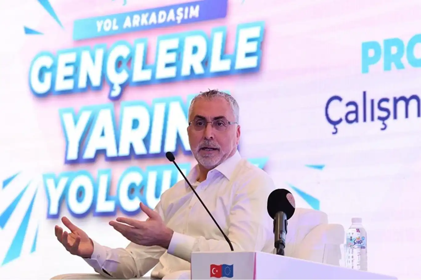 Bakan Işıkhan: Bu değişime ayak uydurmamız lazım