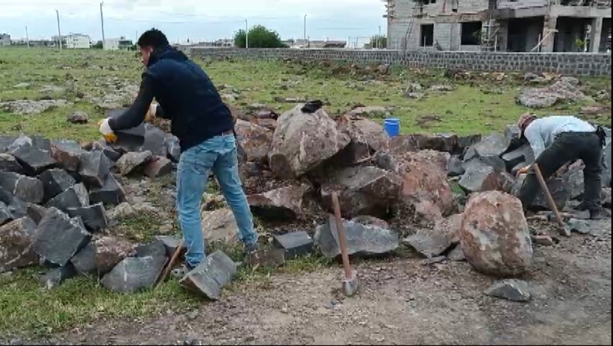 Taş ustaları Diyarbakır’ın tarihini yaşatıyor