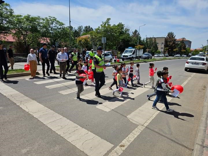 Çermik'te trafik haftası etkinlikleri düzenlendi