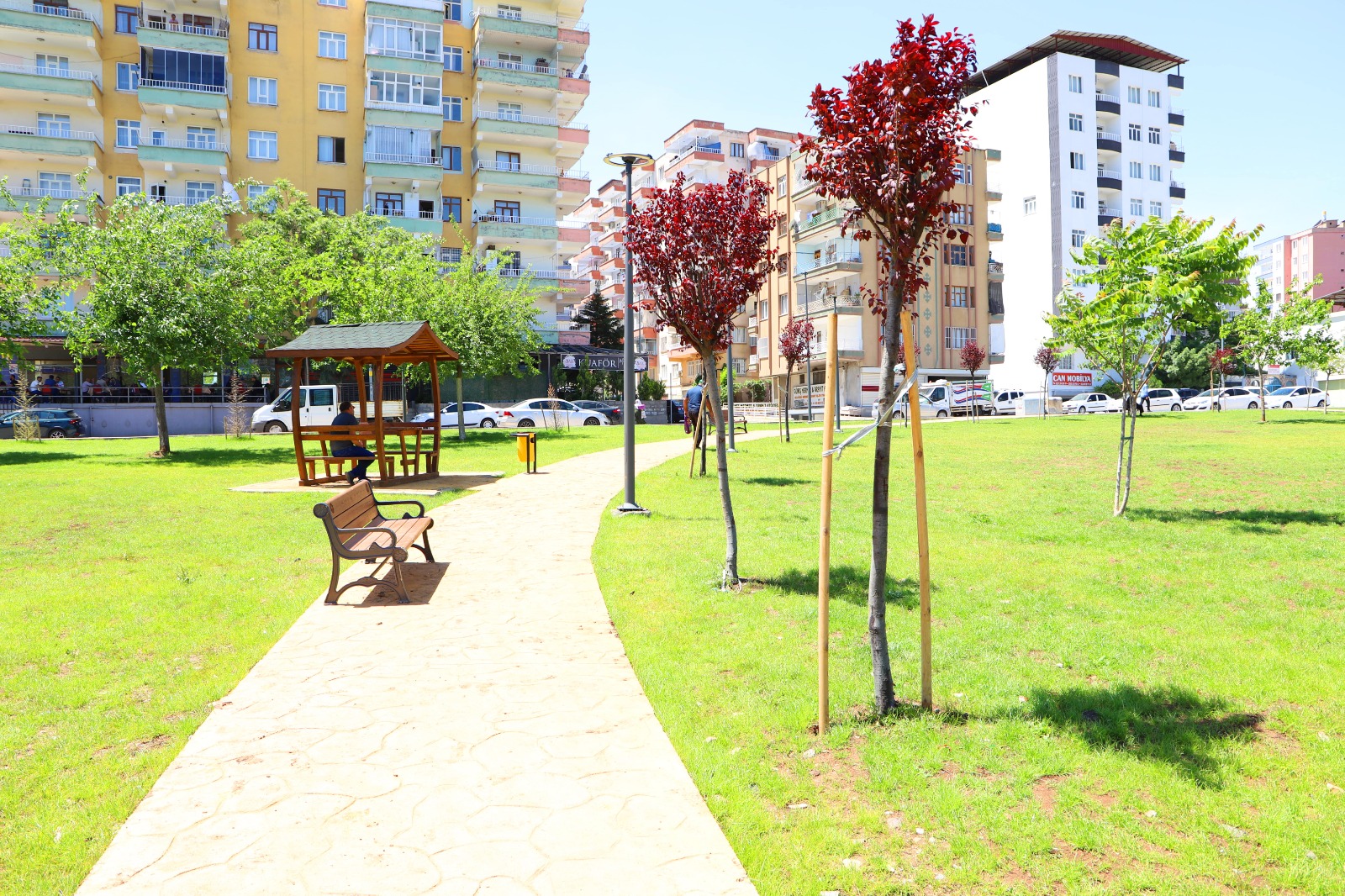 Diyarbakır'da Sanayi Mahallesi Yeşil Kuşak Projesi tamamlandı