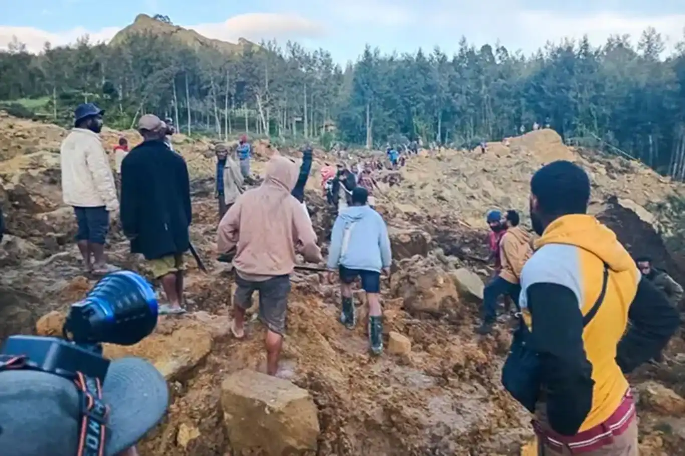 Papua Yeni Gine'de toprak kayması: 100'ü aşkın ölü