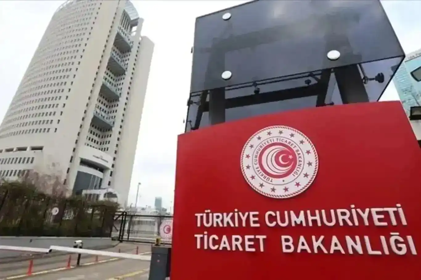 Türkiye'de e-ticaret hacmi 2023 yılında yüzde 115 arttı