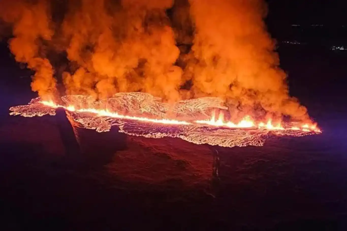 İzlanda'daki yanardağda yeni volkanik hareketlilik