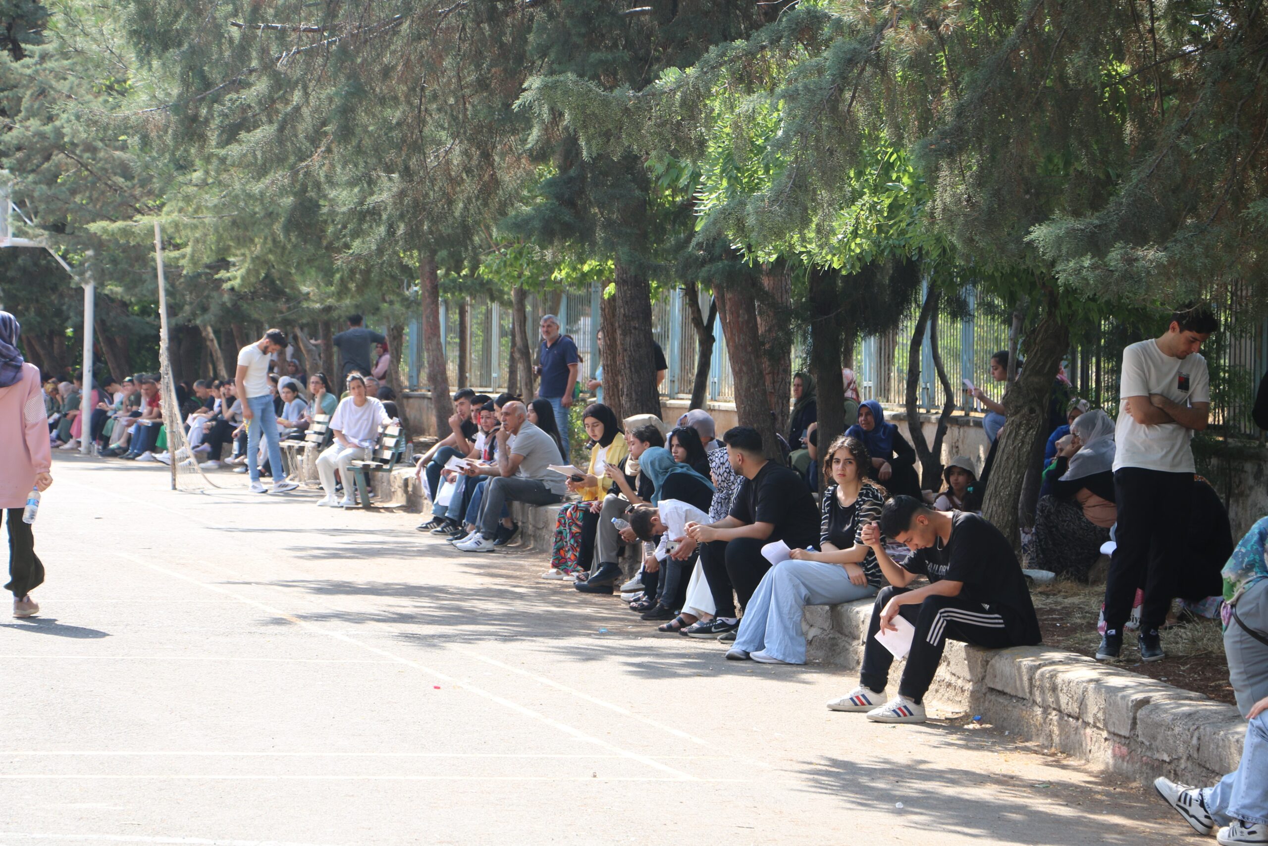 Diyarbakır’da sınava 10 dakika geç kaldı, “ÖSYM'nin sisteminde başka okul yazıyordu” dedi