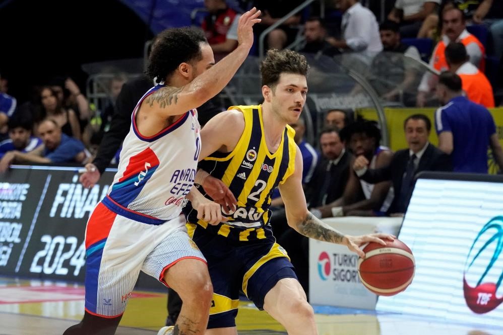  Fenerbahçe, final serisinin 4. maçında Efes'i ağırlayacak