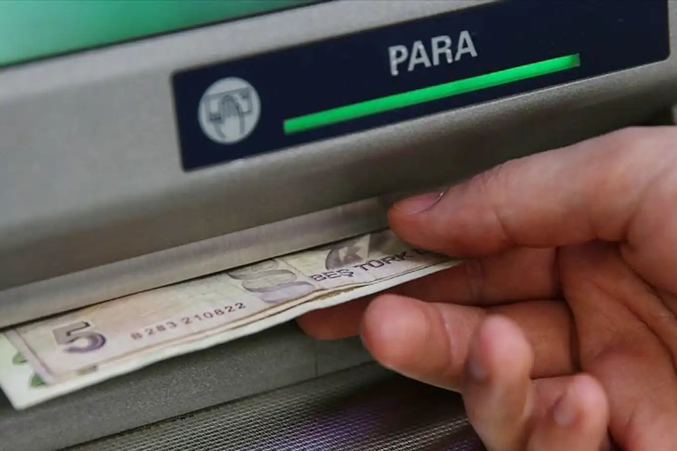 ATM'lerde para çekme limitleri değişti: Hangi banka ne kadar limit koydu?