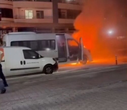 Diyarbakır’da öğrenci servisi alevlere teslim oldu