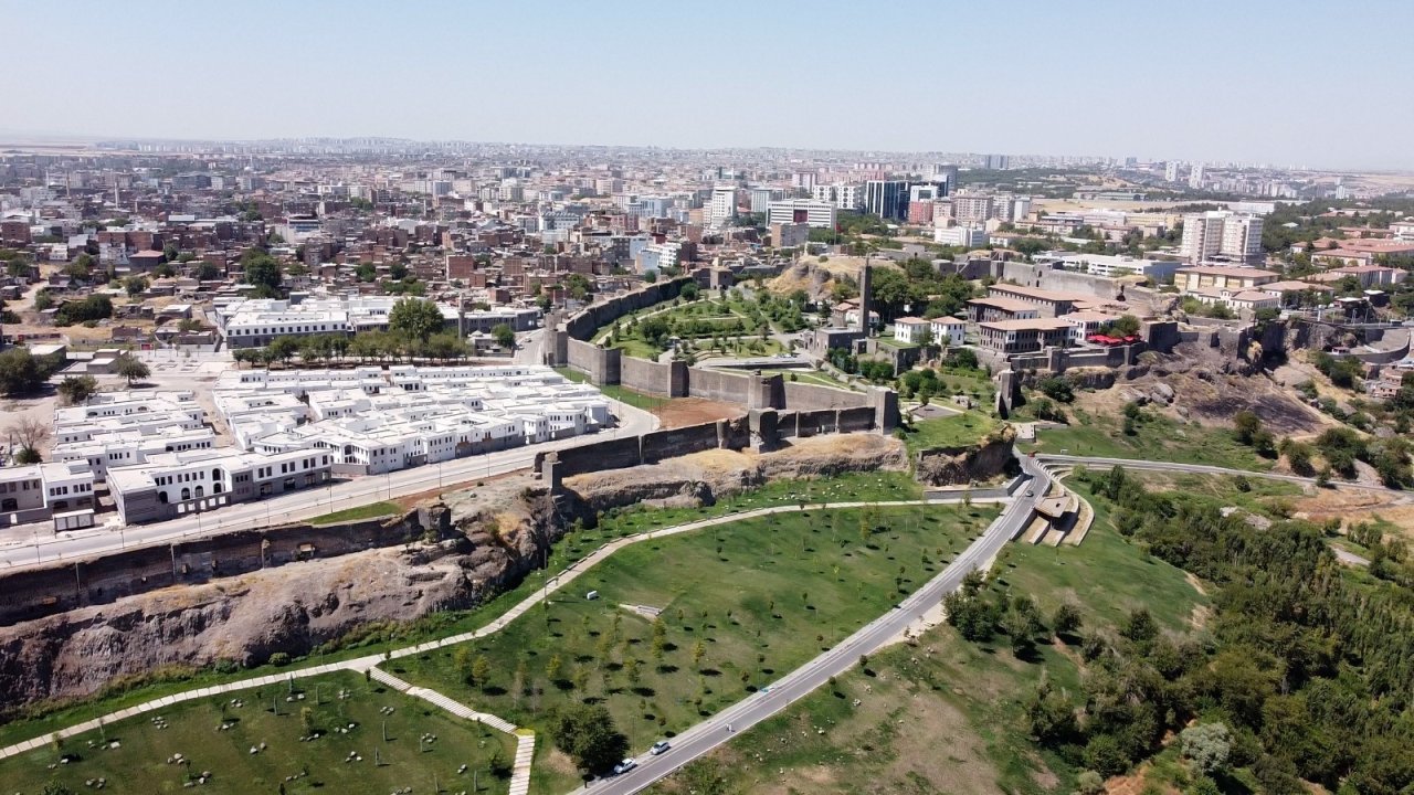 Diyarbakır’da TOKİ’ye borcu olanlara sevindiren haber: Artık satmayacaklar!