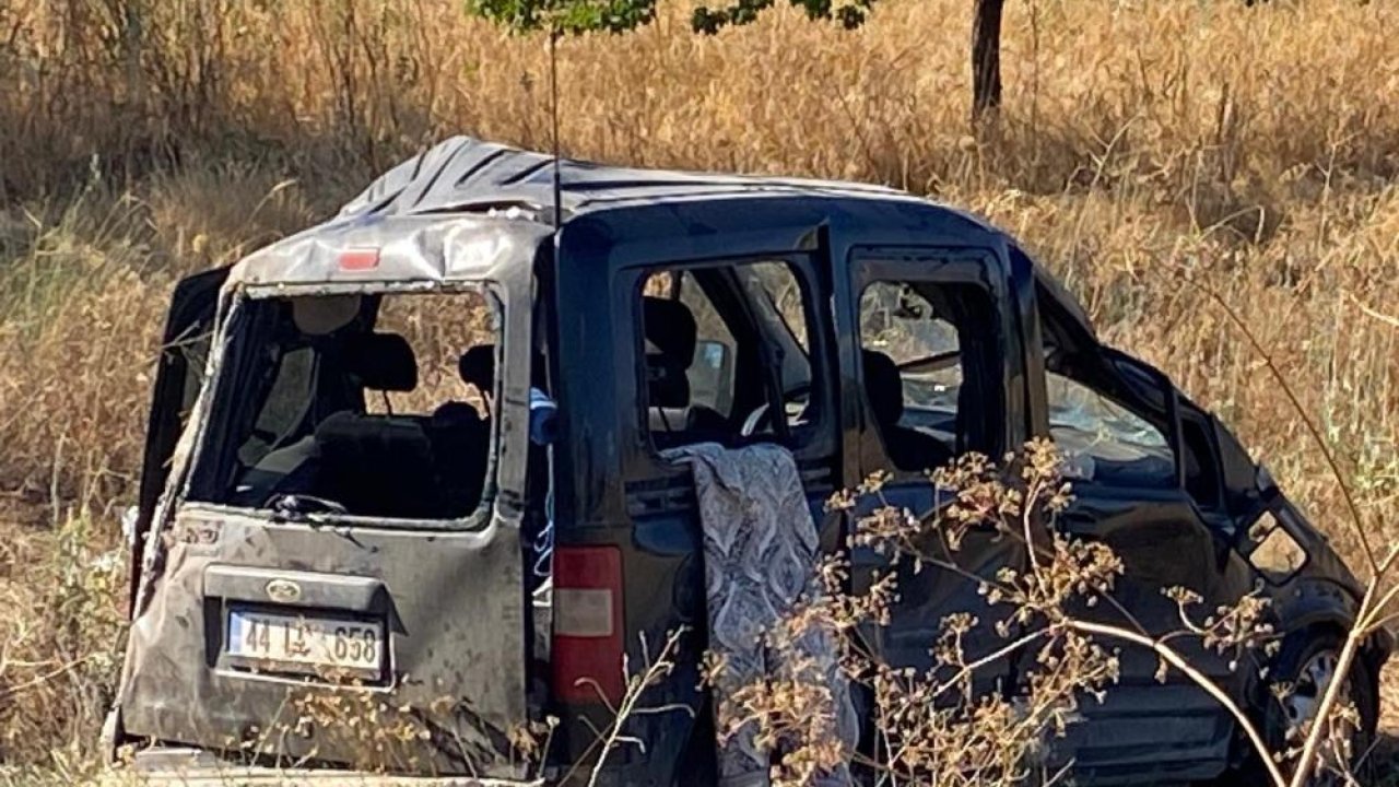 Malatya’da araçlar yol ayrımında çarpıştı: 3 yaralı