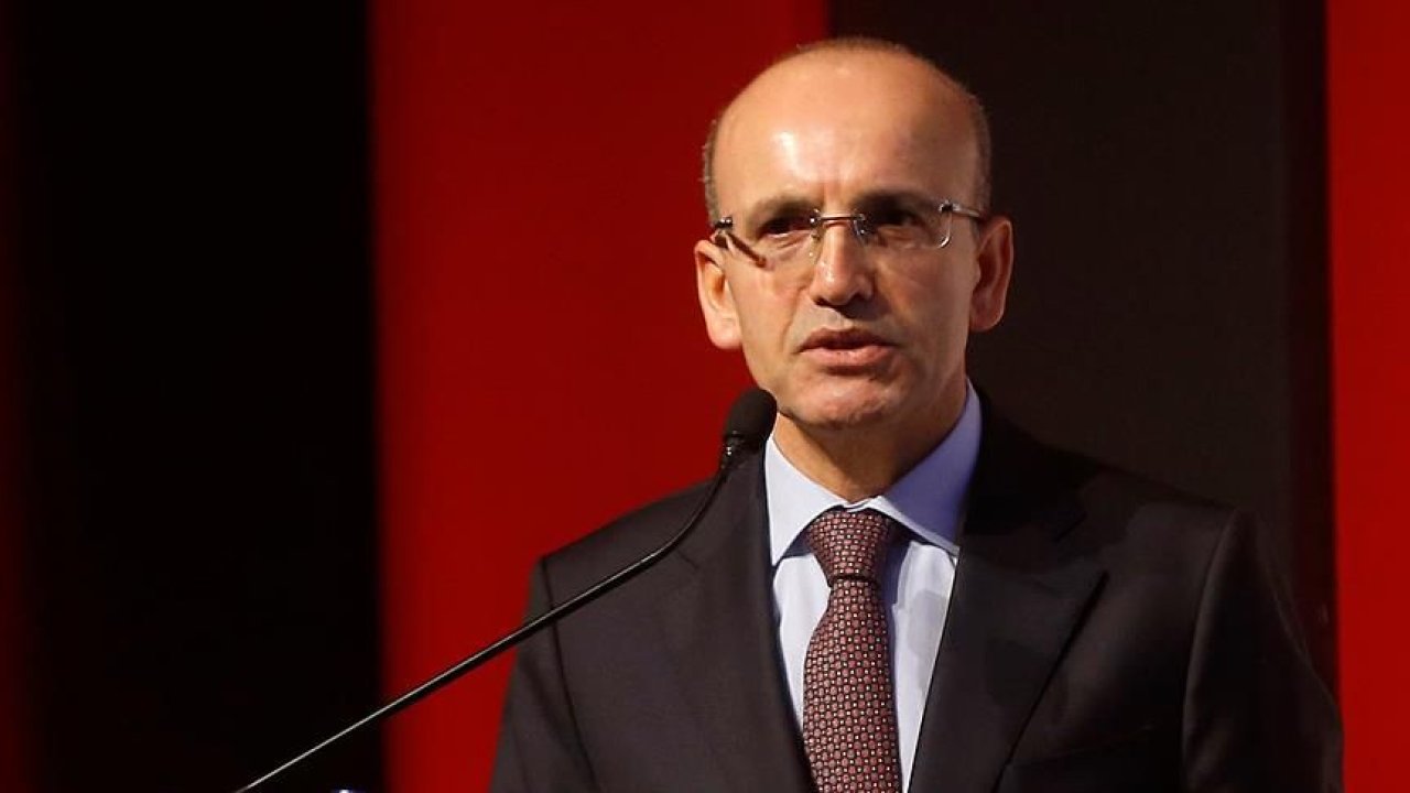 Bakan Şimşek: Riskler azalıyor, normalleşme sürüyor