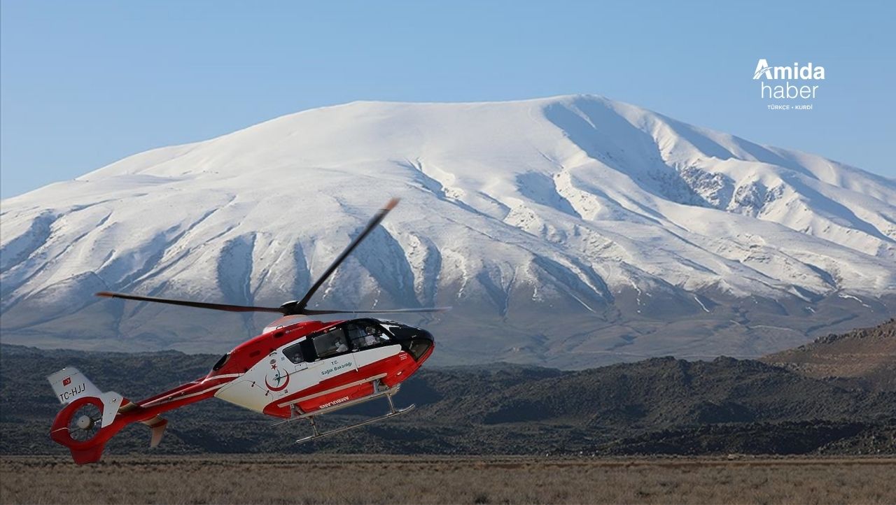 Ağrı Dağı’na tırmanmak istedi: İmdadına ambulans helikopter yetişti