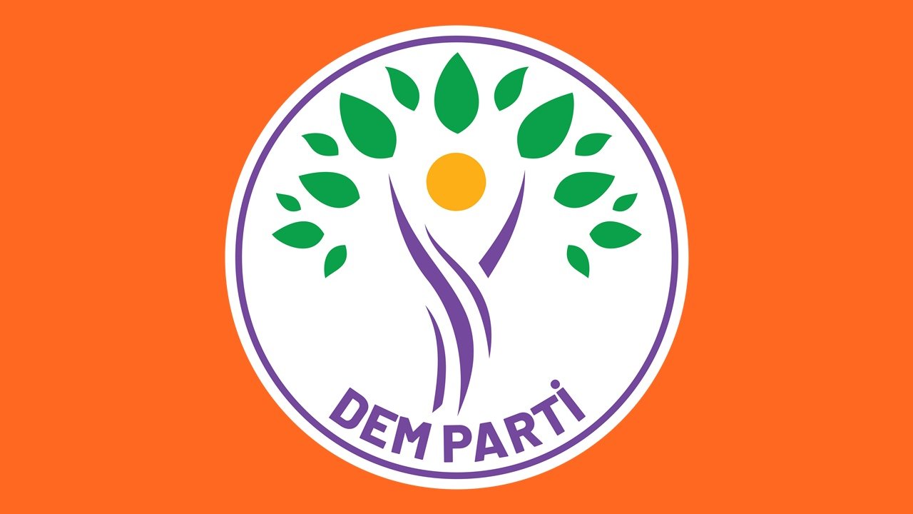 DEM Parti’den ‘halaylı miting’ kararı