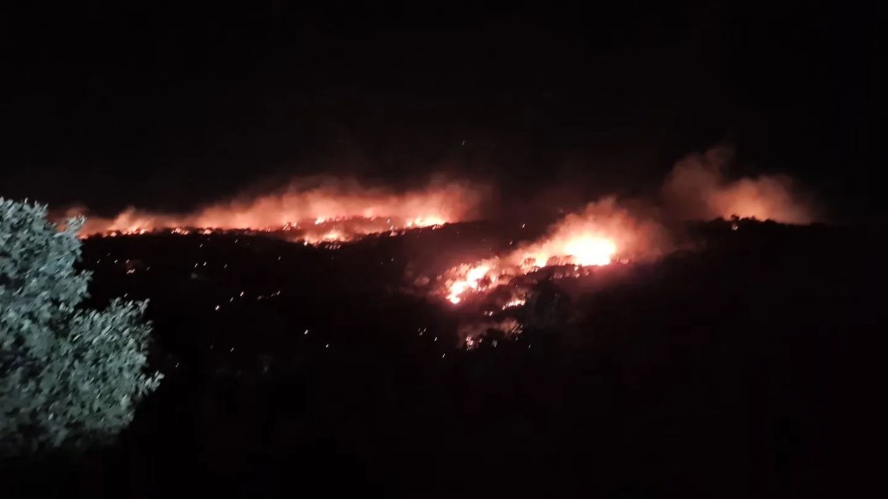 Mazıdağı'nda Yangın: Belediye yardım çağrısında bulunuyor