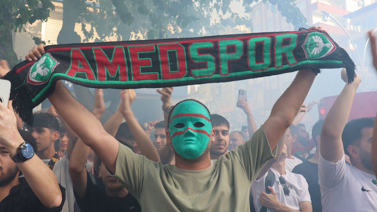 Amedspor 3 futbolcusu ile yollarını ayırdı