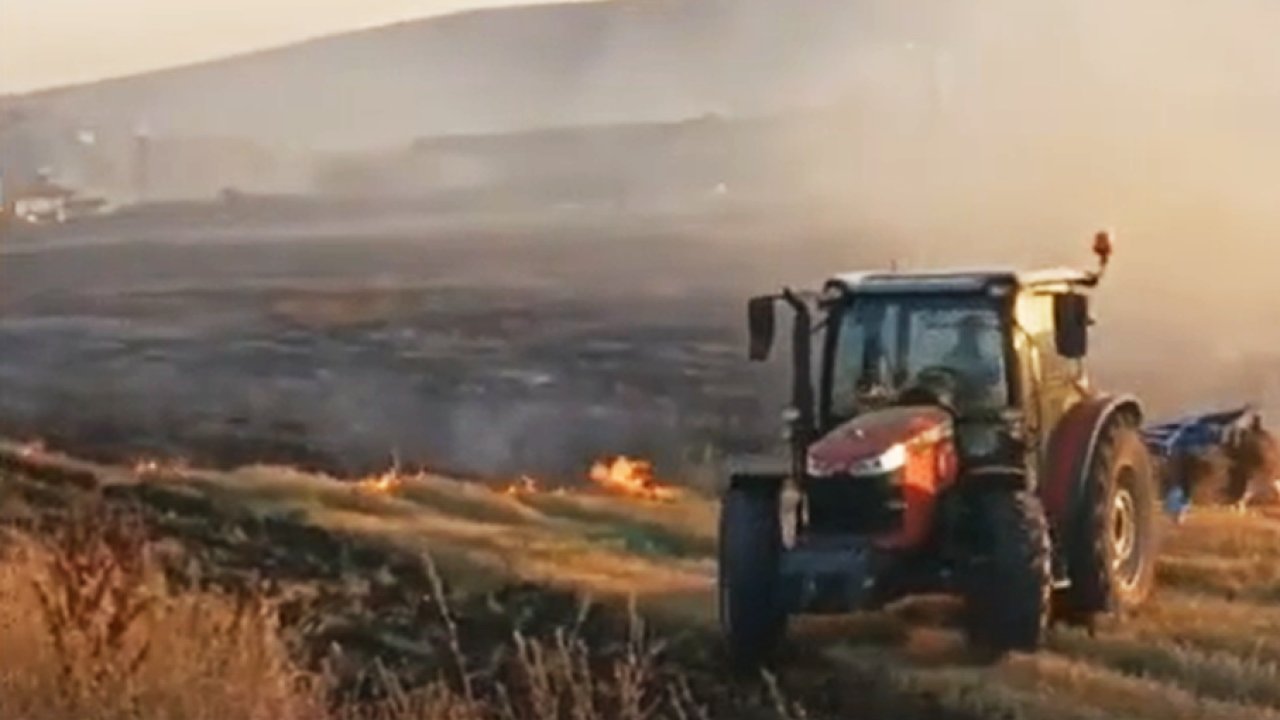 Ne traktör ne itfaiye söndürebildi: 5 dönümlük tarla kül oldu!