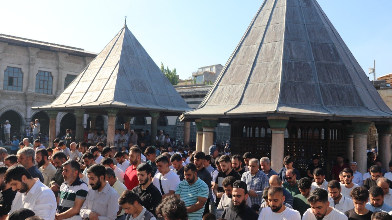 Diyarbakır’da camilerde gıyabi cenaze namazı ve sela okunacak