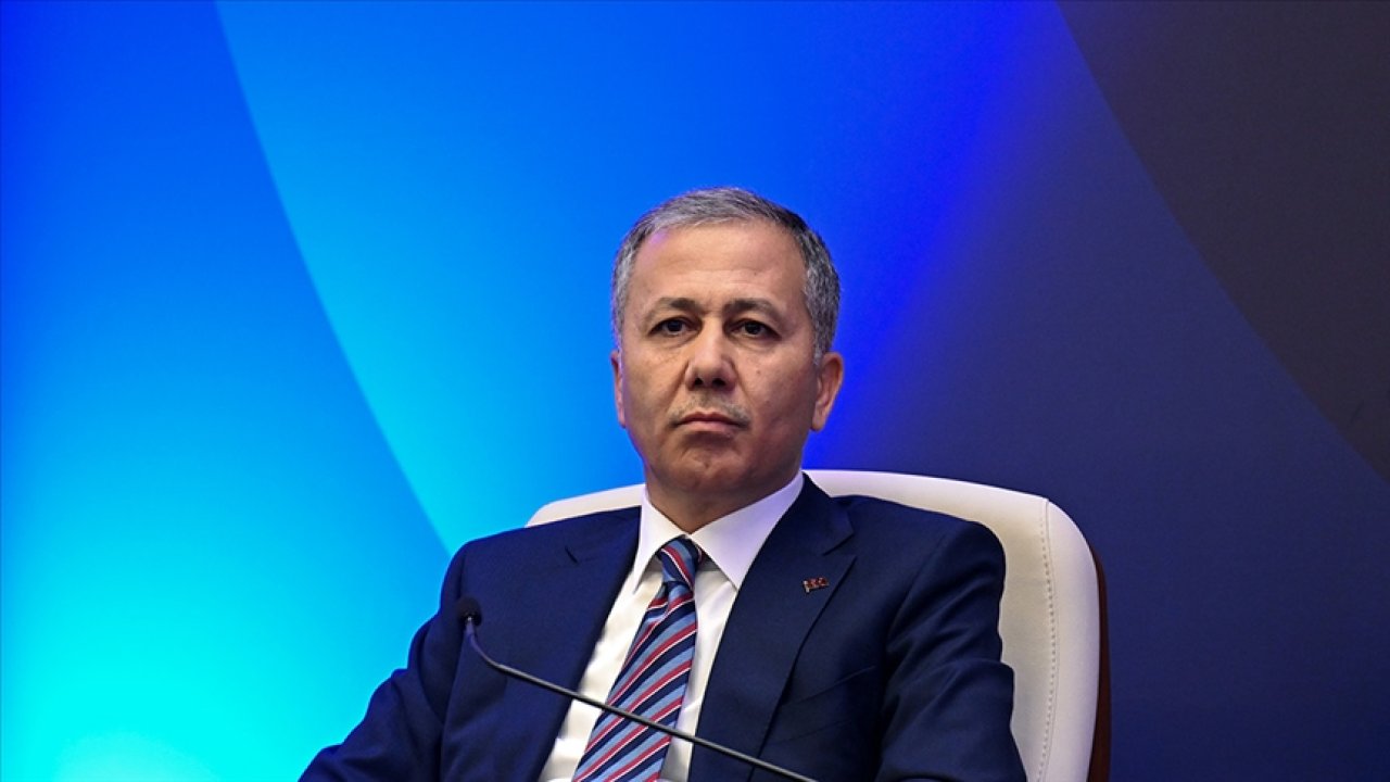 Bakan Yerlikaya, Türkiye’deki düzenli göçmen sayısını açıkladı