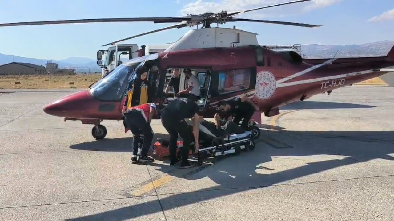 Köyde rahatsızlandı: Ambulans helikopter imdadına yetişti