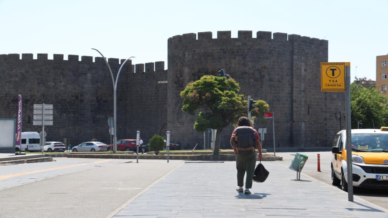 Evden kovulan tam zamanlı gezginin 71’inci durağı Diyarbakır: İyi ki kovuldum!