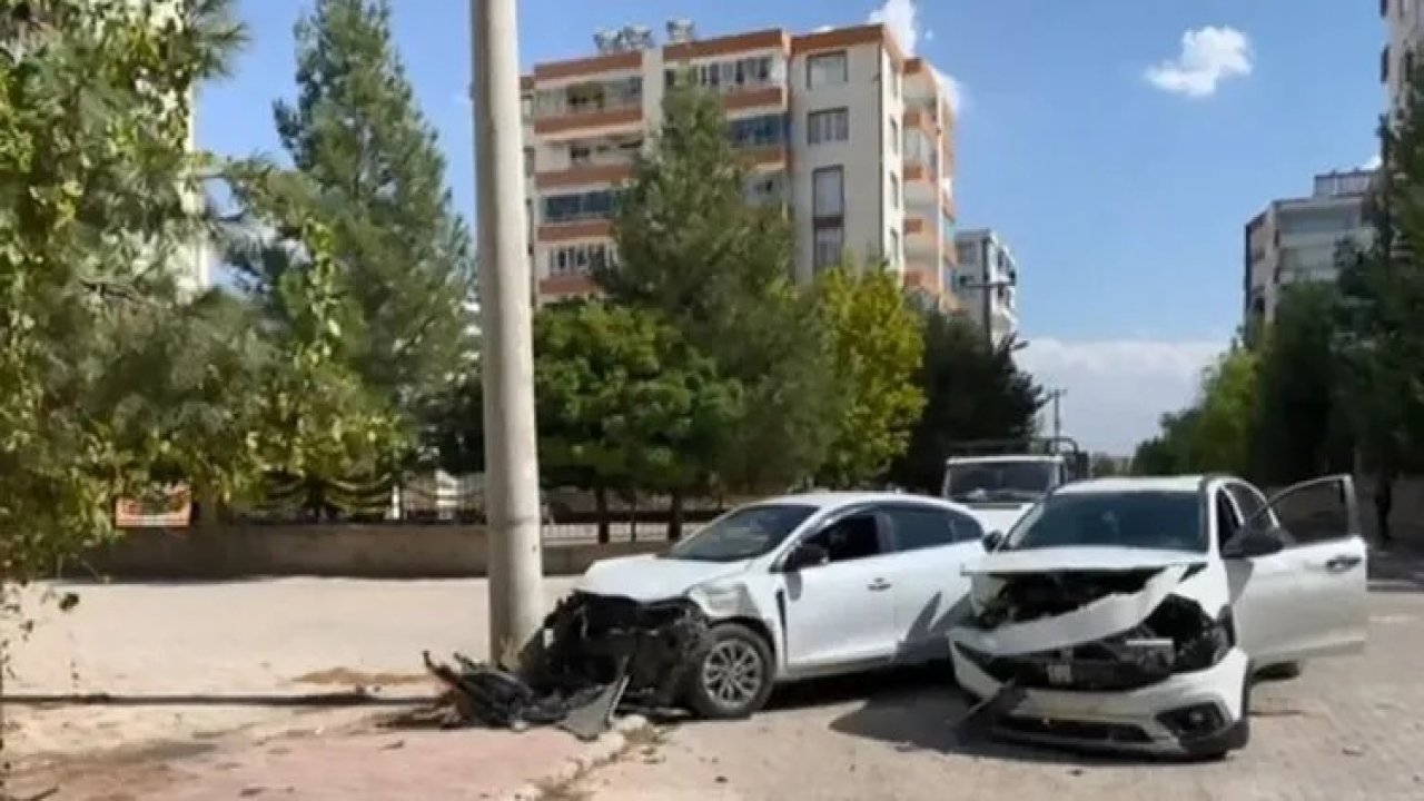 Diyarbakır’da otomobiller çarpıştı: 3 yaralı