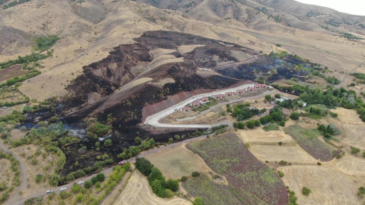 Elazığ’da yangın: 200 dönüm küle döndü