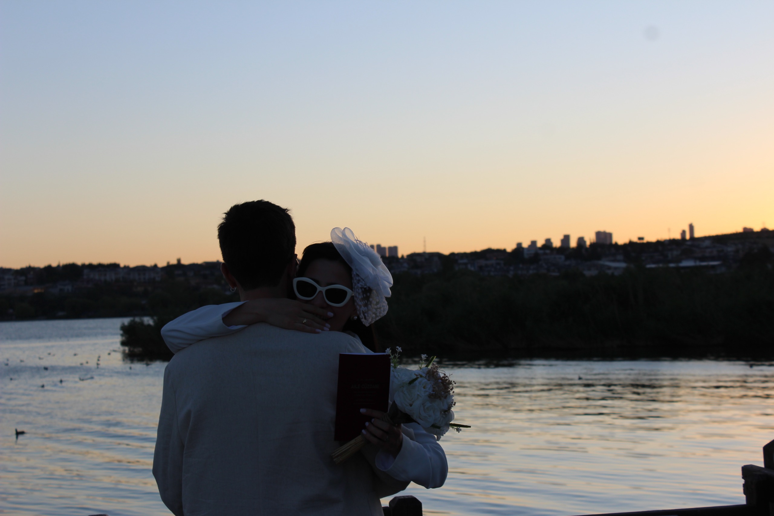 Sosyal medyadan duyurdu: DEM’li vekilin oğlu evlendi