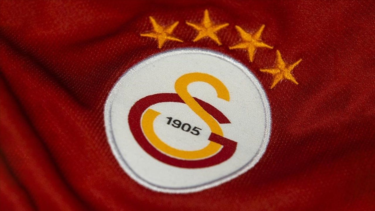 Galatasaray’da yaprak dökümü