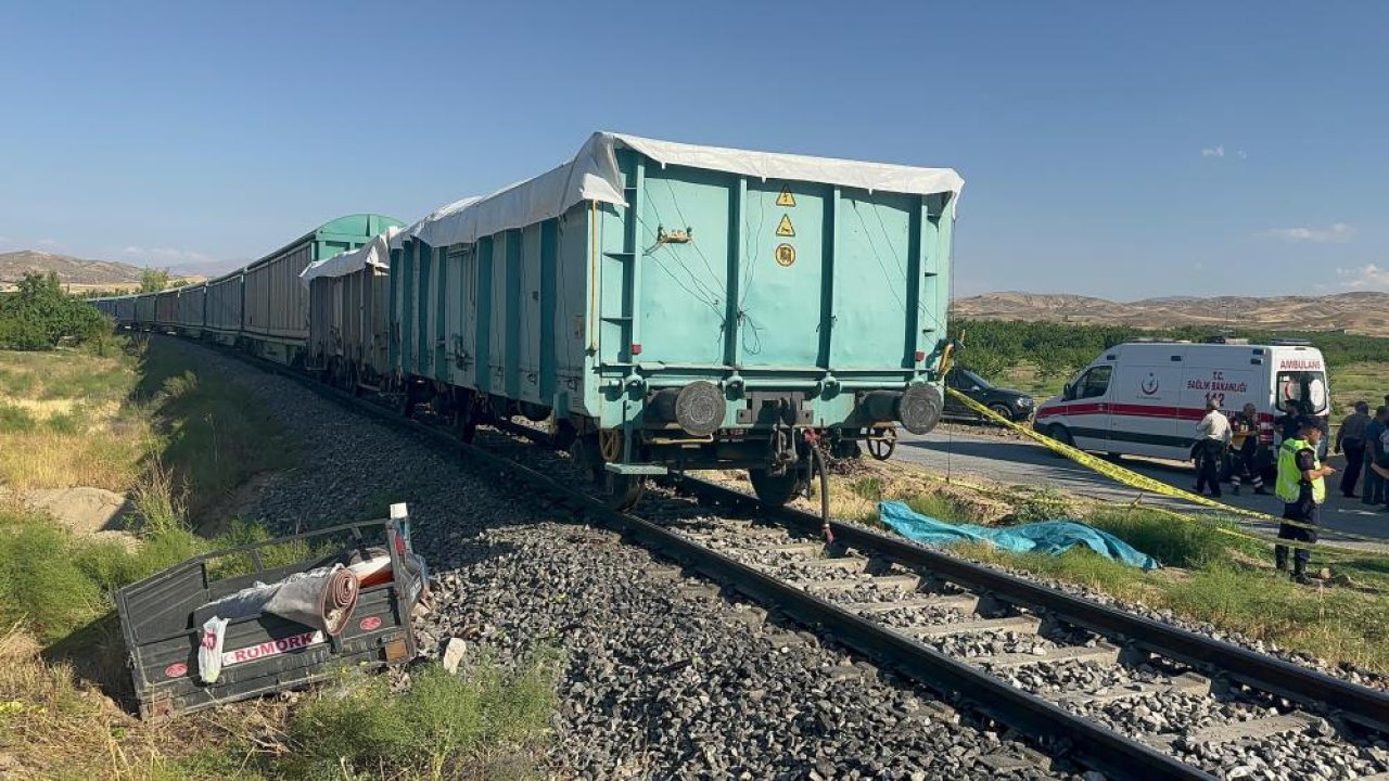 Yük treni faciaya yol açtı: 3 ölü, 1 ağır yaralı